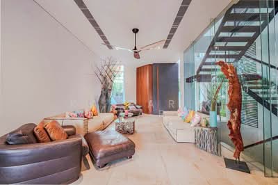 For Sale - Beautiful FREEHOLD / 999 years Detached House at Hua Guan Avenue