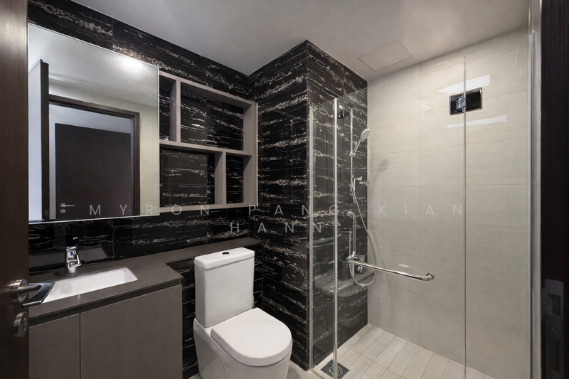 The Brownstone Executive Condominium For Sale at S$ 1,500,000 | PropertyGuru Singapore - Bathroom