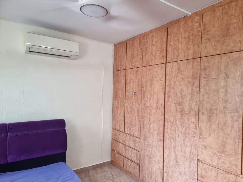 236 Bukit Batok East Avenue 5 HDB Flat For Sale at S$ 548,888 | PropertyGuru Singapore - Bedroom