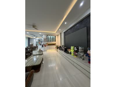 For Sale - Sembawang Springs Estate