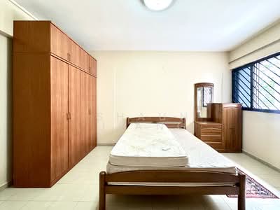 For Rent - 403 Jurong West Street 42