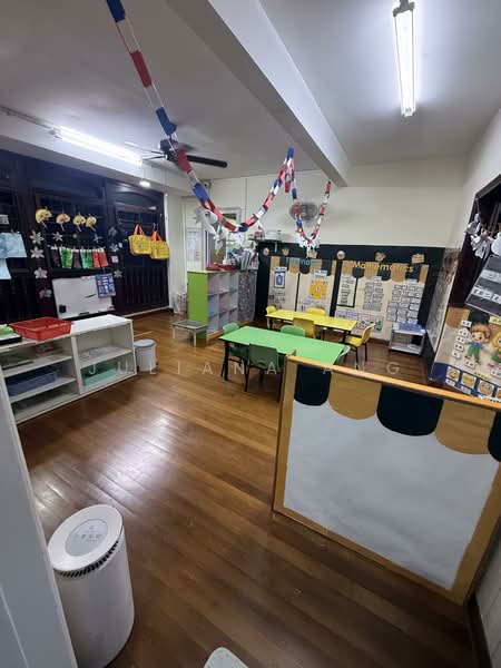 MARIAM, , 6 Bedrooms, 10,000 sqft, Bungalow House For Rent, by Juliana Ang, 500061253 - Interior - PropertyGuru.com.sg