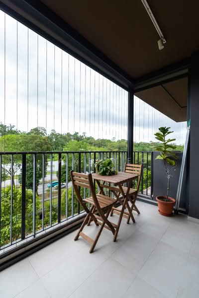 iNz Residence Condominium For Sale at S$ 1,630,000 | PropertyGuru Singapore - Balcony