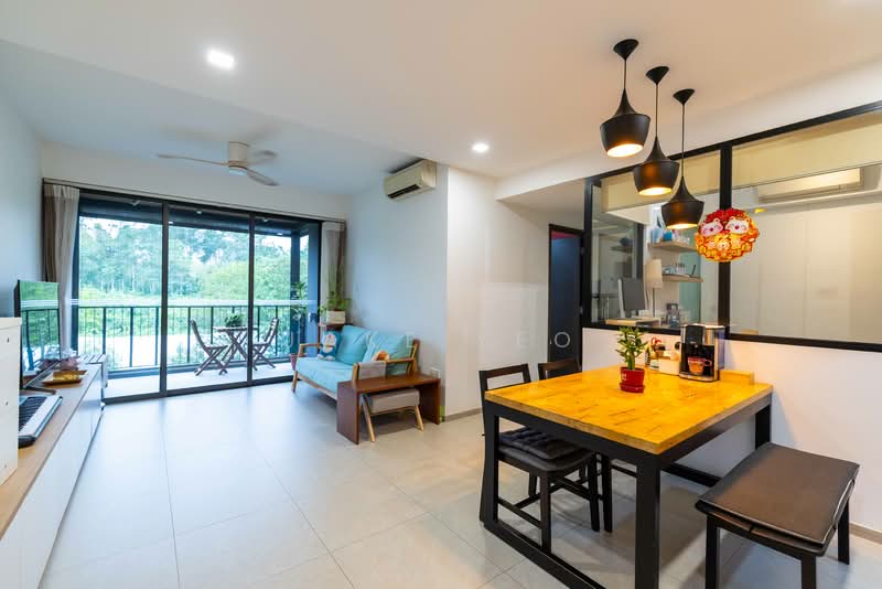 iNz Residence Condominium For Sale at S$ 1,630,000 | PropertyGuru Singapore - Living Room