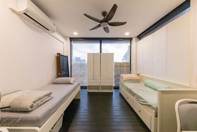 Stevens Loft Apartment For Sale at S$ 1,999,000 | PropertyGuru Singapore - Bedroom