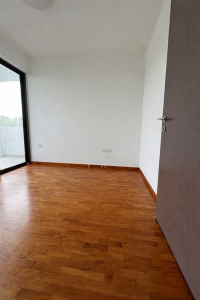 Vue 8 Residence, Pasir Ris Heights, 4 Bedrooms, 1,346 sqft, Condominium For Rent, by Edwin Lim YH, 500061273 - Common bedroom 2 - PropertyGuru.com.sg