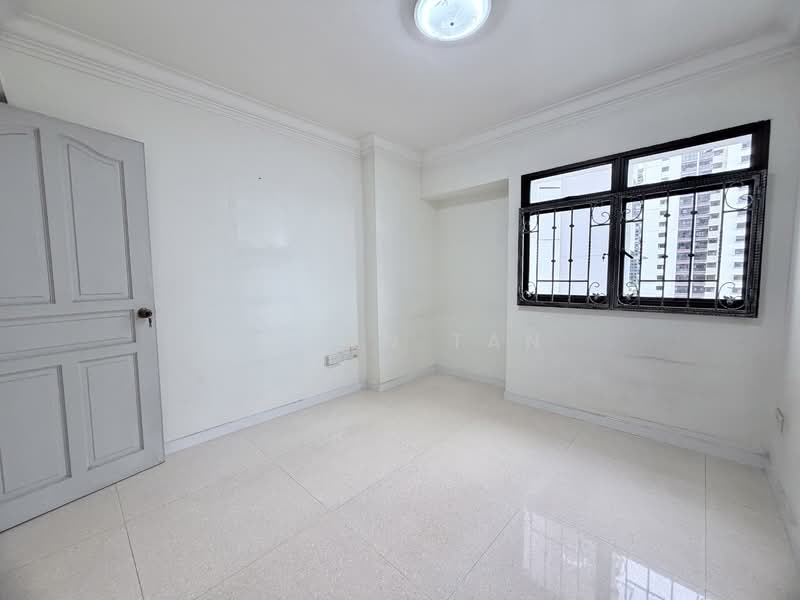 454 Clementi Avenue 3 HDB Flat For Sale at S$ 850,000 | PropertyGuru Singapore - Interior
