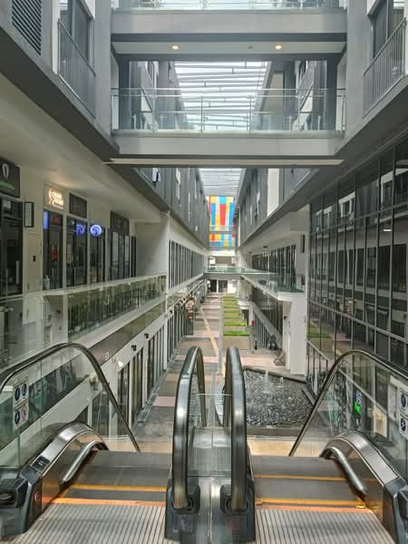 The Promenade @ Pelikat Condominium For Sale at S$ 780,000 | PropertyGuru Singapore - Corridor