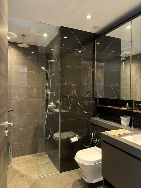 Coco Palms, 21 Pasir Ris Grove, 1 Bedroom, 463 sqft, Condominium For Sale, by Yenn Ni, 500061285 - Bathroom - PropertyGuru.com.sg