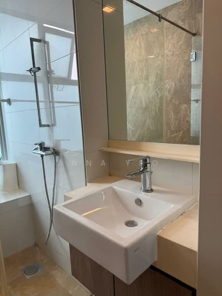 Caspian Condominium For Sale at S$ 2,580,000 | PropertyGuru Singapore - Bathroom