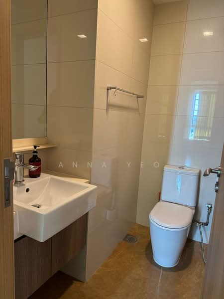 Caspian Condominium For Sale at S$ 2,580,000 | PropertyGuru Singapore - Bathroom