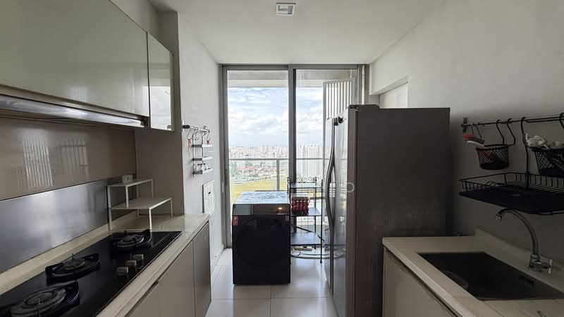 Sky @ Eleven Condominium For Sale at S$ 10,800,000 | PropertyGuru Singapore - Kitchen