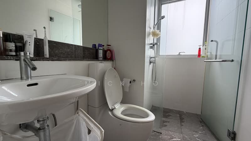 Sky @ Eleven Condominium For Sale at S$ 10,800,000 | PropertyGuru Singapore - Bathroom