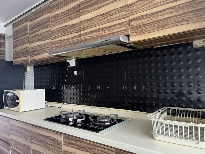 339 Clementi Avenue 5, 339 Clementi Avenue 5, 2 Bedrooms, 721 sqft, HDB Flat For Rent, by Adeline Gan, 500061296 - Kitchen - PropertyGuru.com.sg