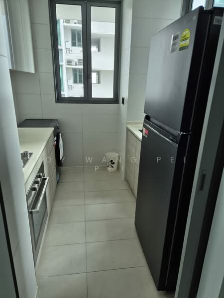 Hundred Trees, 93 West Coast Drive, 2 Bedrooms, 786 sqft, Condominium For Rent, by Joy Wang Pei Pei, 500061306 - Kitchen - PropertyGuru.com.sg