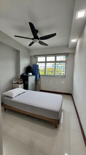 488C Choa Chu Kang Avenue 5 HDB Flat For Sale at S$ 590,000 | PropertyGuru Singapore - Bedroom