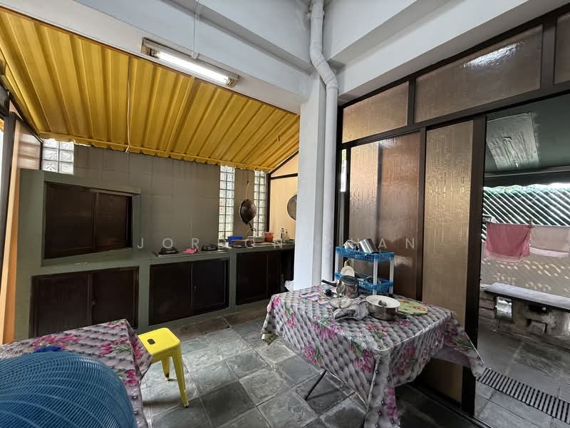 3 Storey Detached Bungalow Near MRT Detached House For Sale at S$ 7,000,000 | PropertyGuru Singapore - Wet Kitchen