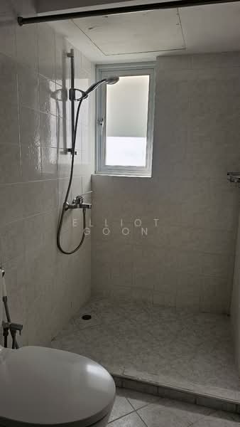 Lim Tai See Walk, Lim Tai See Walk, 3 Bedrooms, 3,200 sqft, Semi-Detached House For Rent, by Elliot Goon, 500061325 - Bathrooms attached to all bedrooms - PropertyGuru.com.sg