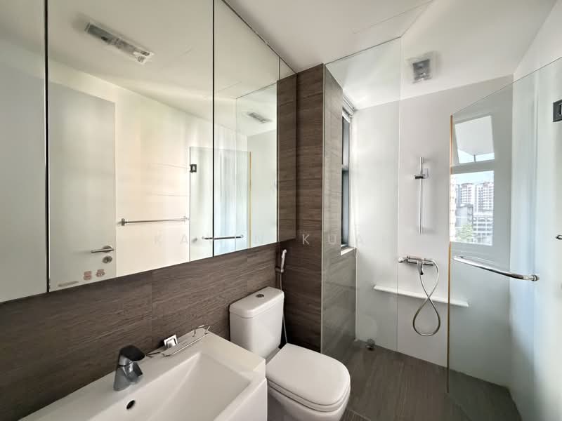 Parc Centros, 88 Punggol Central, 3 Bedrooms, 1,163 sqft, Condominium For Sale, by Kavin Kuah, 500061328 - Bathroom - PropertyGuru.com.sg