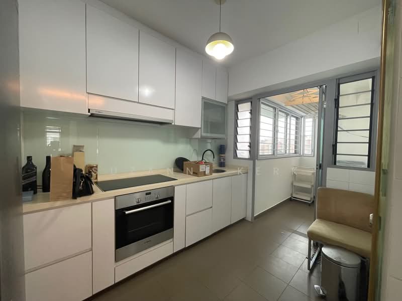 288C Punggol Place HDB Flat For Sale at S$ 820,000 | PropertyGuru Singapore - Kitchen