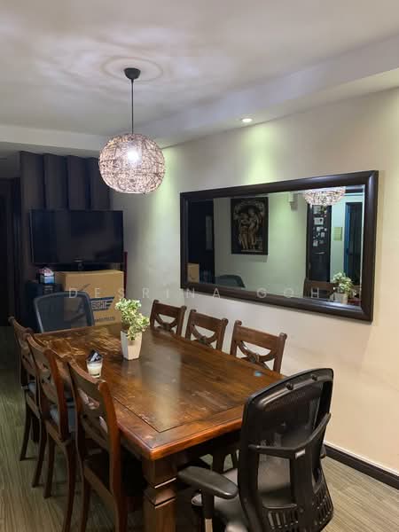 468A Admiralty Drive, 468A Admiralty Drive, 4 Bedrooms, 1,475 sqft, HDB Flat For Rent, by Desrina Goh, 500061353 - Dining Room - PropertyGuru.com.sg