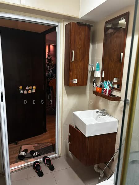 468A Admiralty Drive, 468A Admiralty Drive, 4 Bedrooms, 1,475 sqft, HDB Flat For Rent, by Desrina Goh, 500061353 - Bathroom - PropertyGuru.com.sg