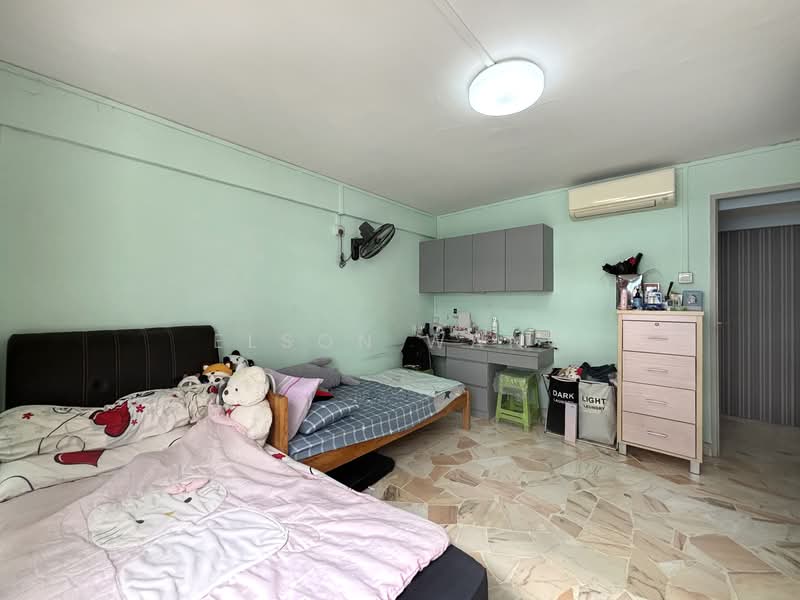 843 Tampines Street 83 HDB Flat For Sale at S$ 750,000 | PropertyGuru Singapore - Bedroom