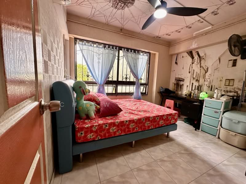 635 Choa Chu Kang North 6 HDB Flat For Sale at S$ 820,000 | PropertyGuru Singapore - Bedroom