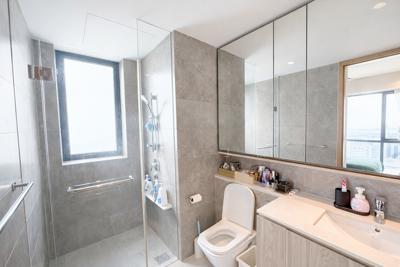 Twin VEW, 91 West Coast Vale, 3 Bedrooms, 1,184 sqft, Condominium For Rent, by Nigel J M, 500061393 - Bathroom - PropertyGuru.com.sg