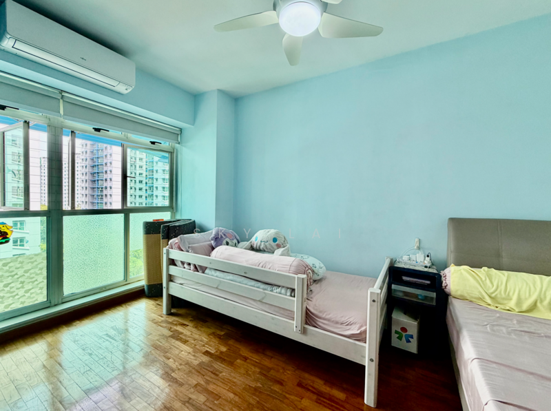 105D Edgefield Plains HDB Flat For Sale at S$ 650,000 | PropertyGuru Singapore - Bedroom 2