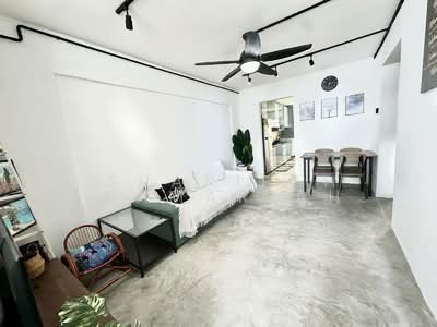 For Sale - 433 Tampines Street 43