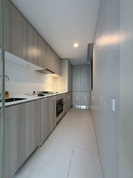The Tembusu, 107 Tampines Road, 2 Bedrooms, 753 sqft, Condominium For Rent, by Chan Tasso, 500061413 - Kitchen - PropertyGuru.com.sg