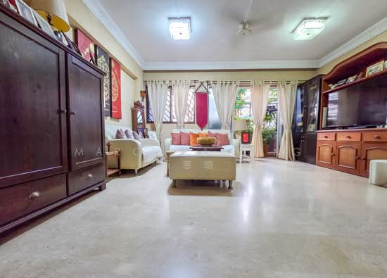 634 Hougang Avenue 8