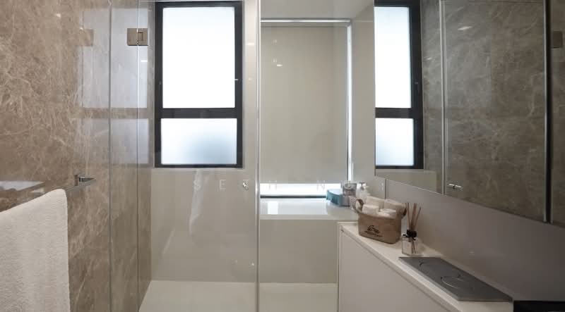 d'Leedon (Former Farrer Court) Condominium For Sale at S$ 2,180,000 | PropertyGuru Singapore - Bathroom