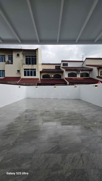 West Coast Road, , 4 Bedrooms, 2,442 sqft, Corner Terrace For Rent, by Karmen Seam, 500061429 - Exterior - PropertyGuru.com.sg