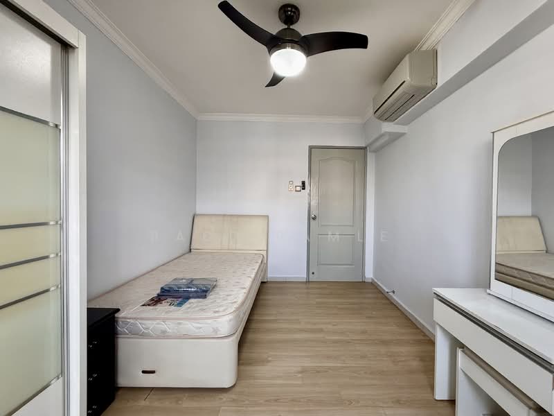 526 Woodlands Drive 14, 526 Woodlands Drive 14, Room Rental, 130 sqft, HDB Flat For Rent, by Badd Ramle, 500061431 - Common Bedroom - PropertyGuru.com.sg