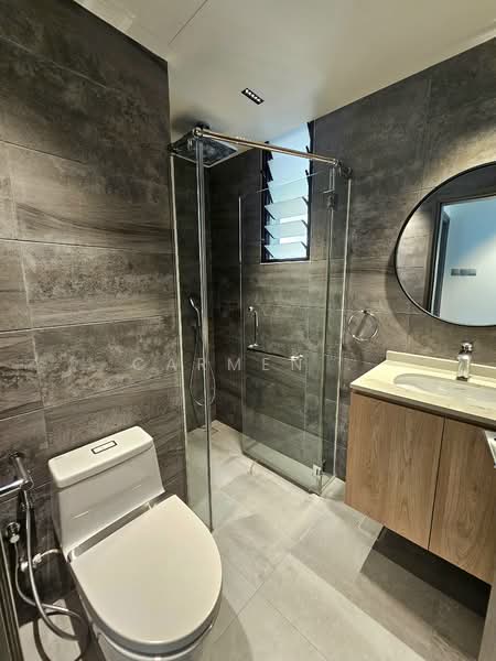 Sunhaven Condominium For Sale at S$ 1,820,000 | PropertyGuru Singapore - Common Bathroom