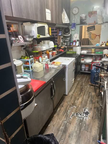 CT Hub 2, 114 Lavender Street, 280 sqft, Food & Beverage For Rent, by Chris Goh, 500061445 - Kitchen - CommercialGuru.com.sg