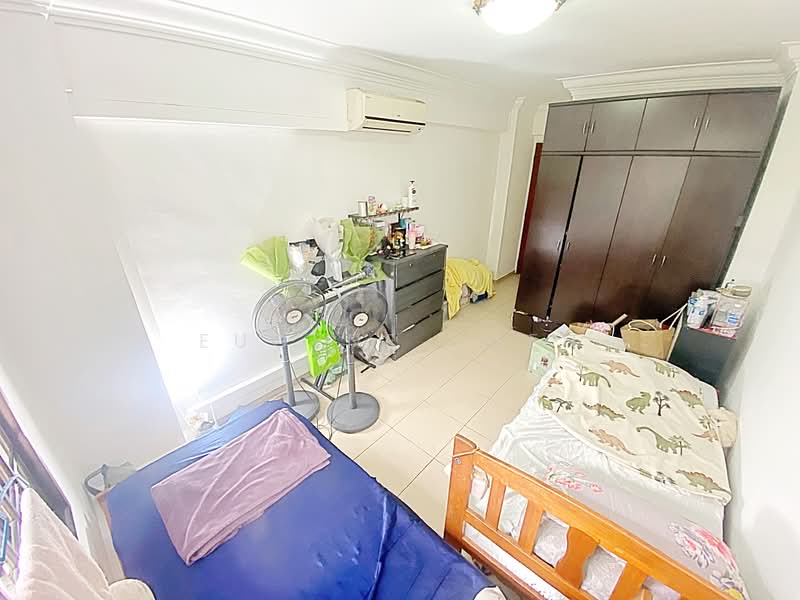 510 Woodlands Drive 14 HDB Flat For Sale at S$ 830,000 | PropertyGuru Singapore - Bedroom