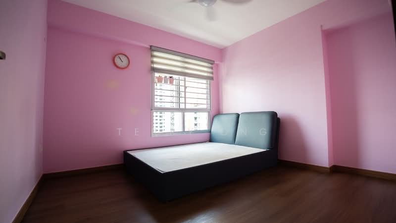 409A Northshore Drive HDB Flat For Sale at S$ 890,000 | PropertyGuru Singapore - Common Bedroom 2