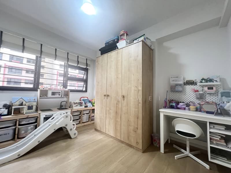 467B Bukit Batok West Avenue 9 HDB Flat For Sale at S$ 800,000 | PropertyGuru Singapore - Interior