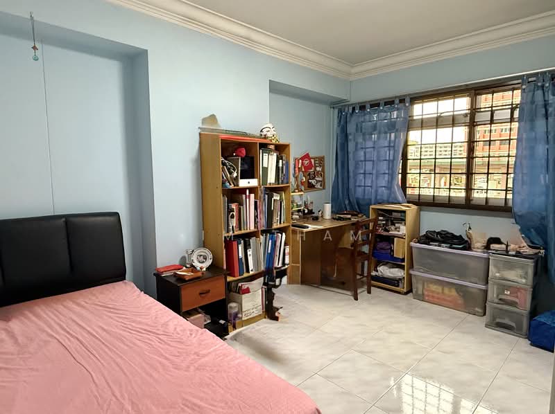 99A Lorong 2 Toa Payoh HDB Flat For Sale at S$ 1,280,000 | PropertyGuru Singapore - Bedroom