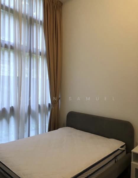 Trellis Towers Condominium For Sale at S$ 1,600,000 | PropertyGuru Singapore - Bedroom