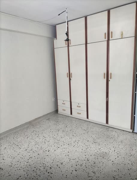 74 Bedok North Road HDB Flat For Sale at S$ 400,000 | PropertyGuru Singapore - Interior
