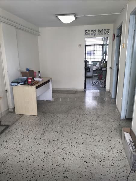 74 Bedok North Road HDB Flat For Sale at S$ 400,000 | PropertyGuru Singapore - Interior