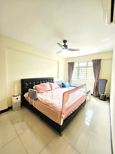 443C Fajar Road HDB Flat For Sale at S$ 708,000 | PropertyGuru Singapore - Master Room