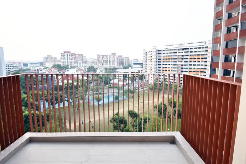 Riverfront Residences Condominium For Sale at S$ 1,150,000 | PropertyGuru Singapore - Balcony