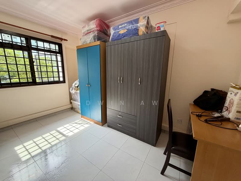 302A Anchorvale Link HDB Flat For Sale at S$ 730,000 | PropertyGuru Singapore - Bedroom