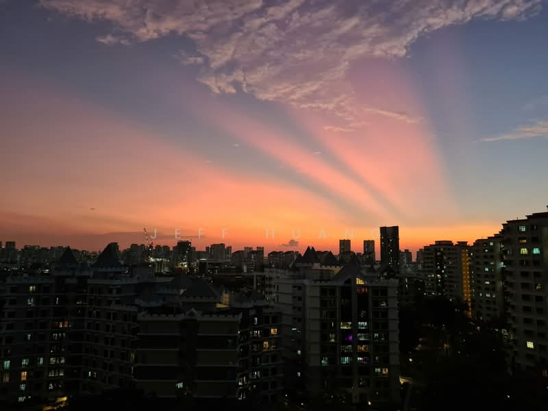 The Scala @ Lorong Chuan Condominium For Sale at S$ 1,830,000 | PropertyGuru Singapore