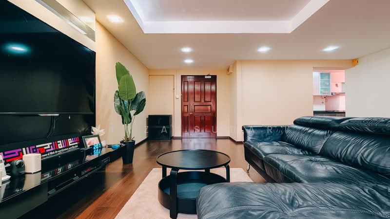 258D Compassvale Road HDB Flat For Sale at S$ 650,000 | PropertyGuru Singapore - Living Room